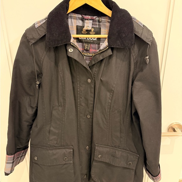 Barbour Women’s Onyx Field Jacket - Picture 5 of 5